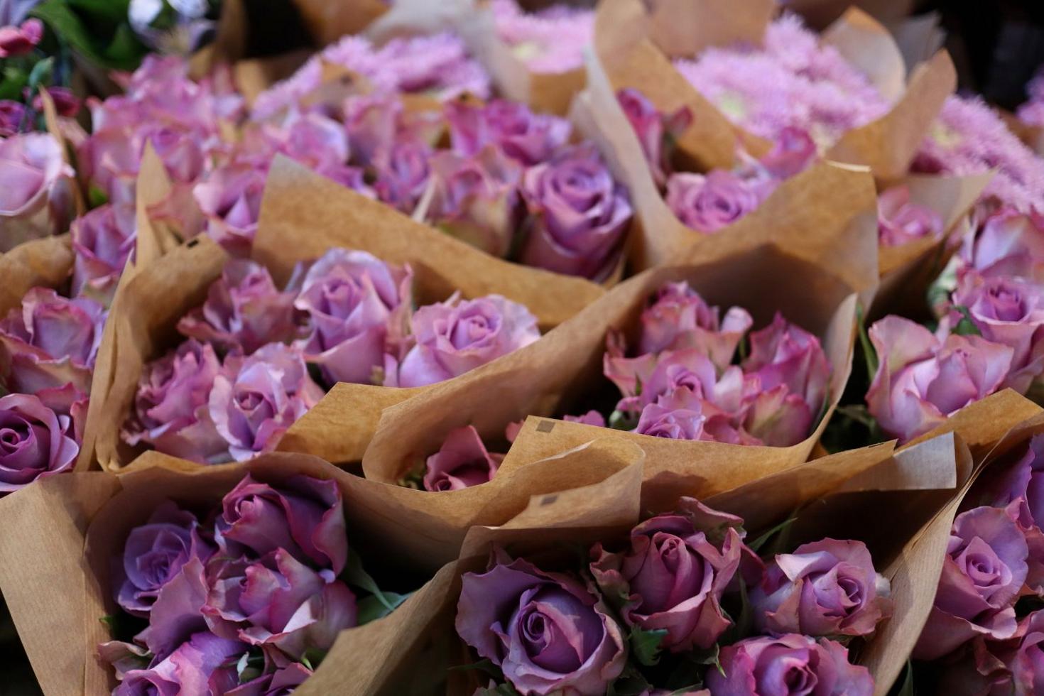 Florist gereedschap en bloemen bij Keuzehorizon